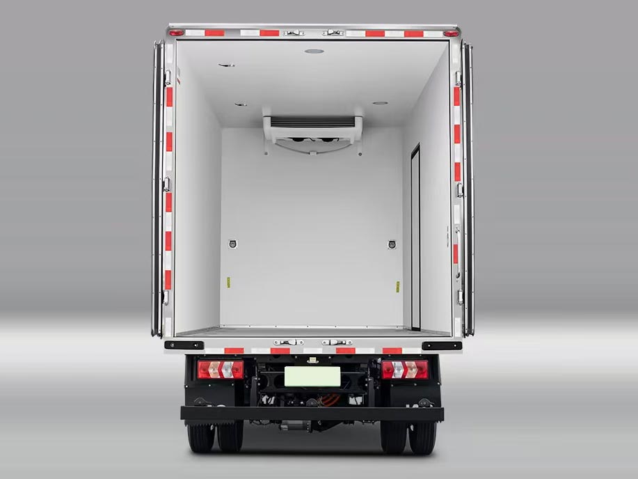 Kokia yra geriausia šaldymo skyriaus korpuso medžiaga?