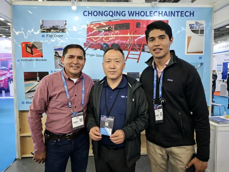 „Whole Chain Tech“ parodoje „ExpoTransporte ANPACT 2025“ pristato sunkvežimių aprūpinimo sprendimus