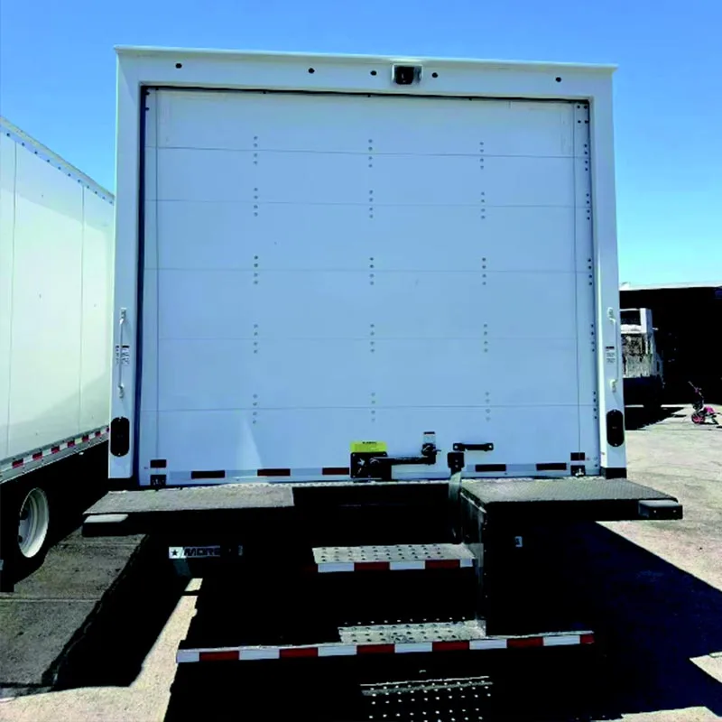 Nuverčiamos durys furgonui